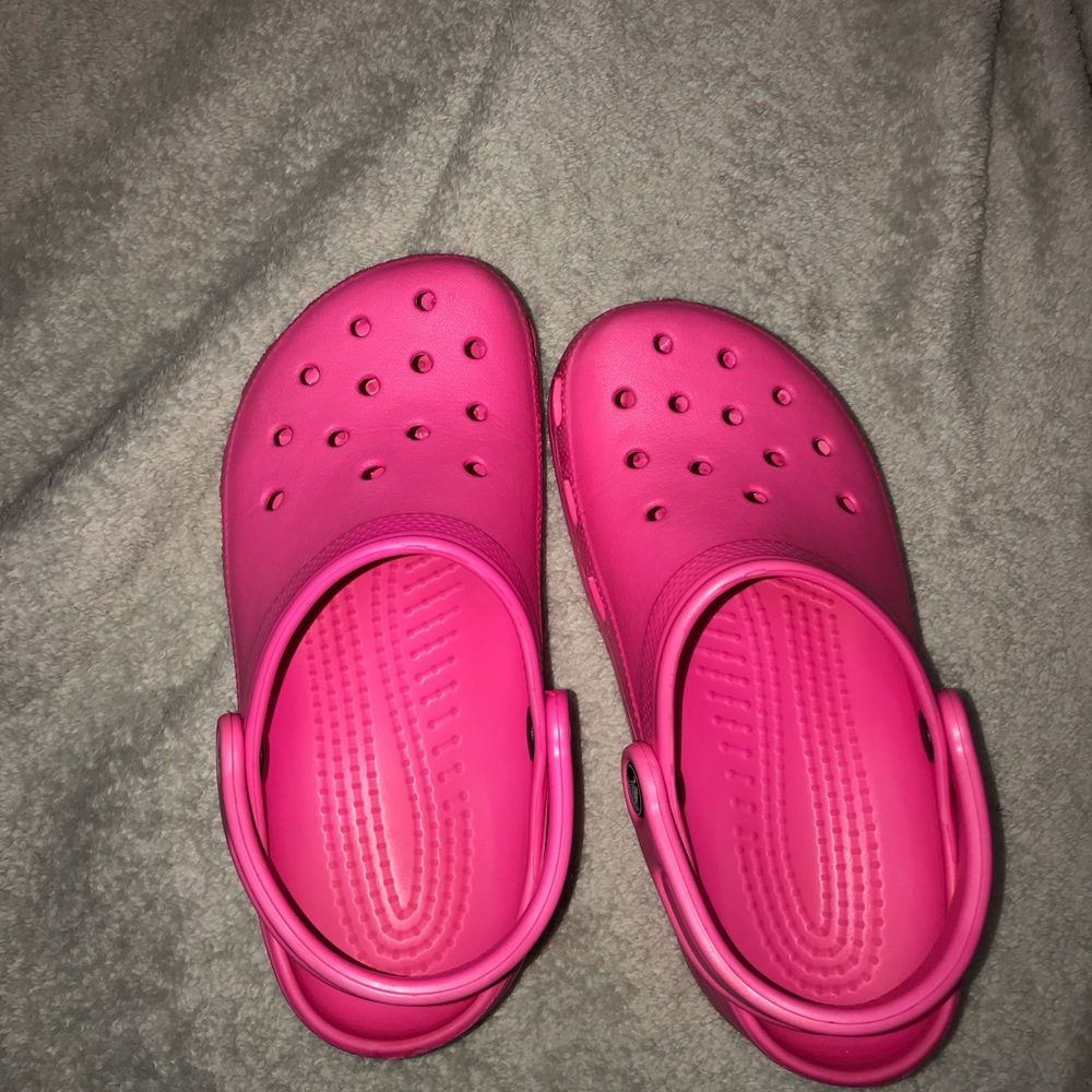 hot pink original crocs